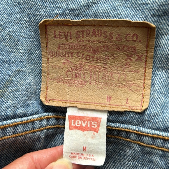 Vintage Levi Denim Jacket - Picture 3 of 10